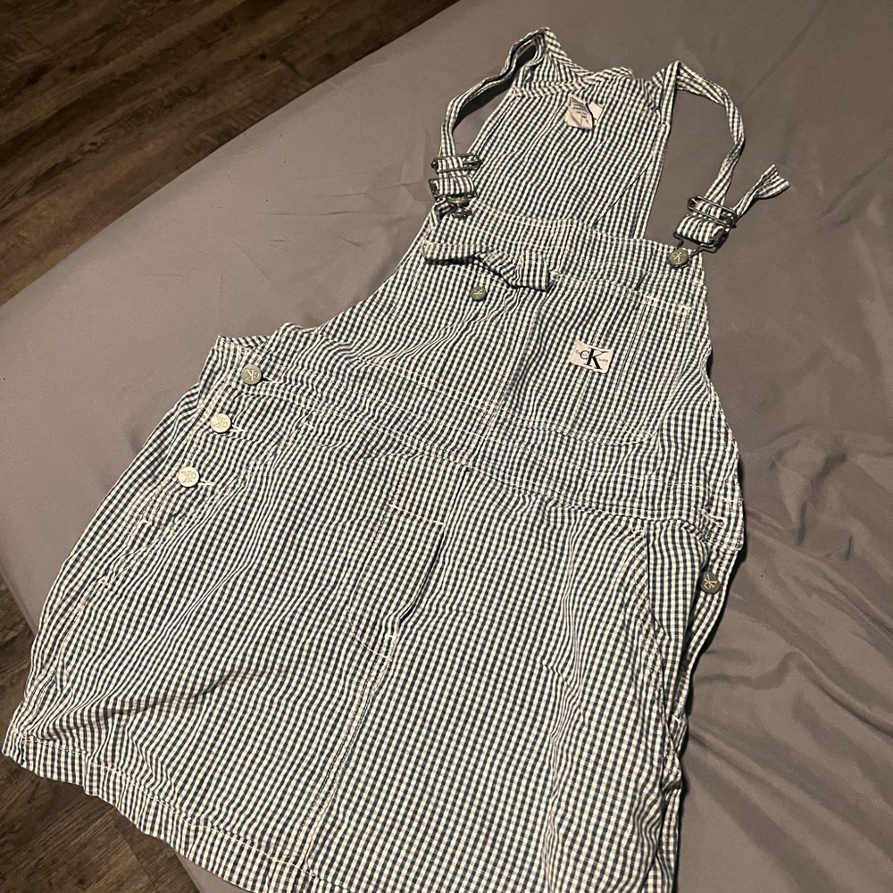 Vintage Calvin Klein rompers jumpsuit
Size M
Perfect condition 
End of 90